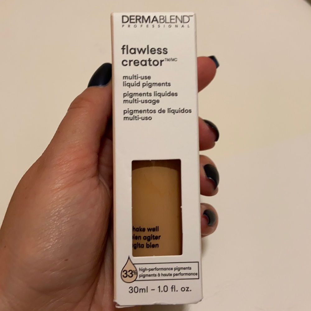 Flawless Creator™ Lightweight Foundation